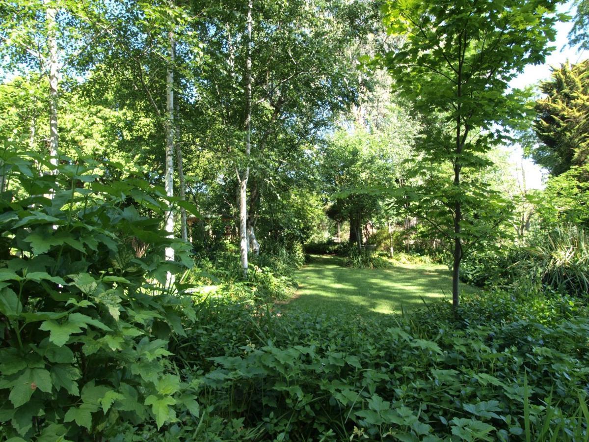 Tiffany'S Cottages Bright Bagian luar foto