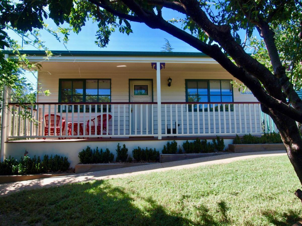 Tiffany'S Cottages Bright Bagian luar foto