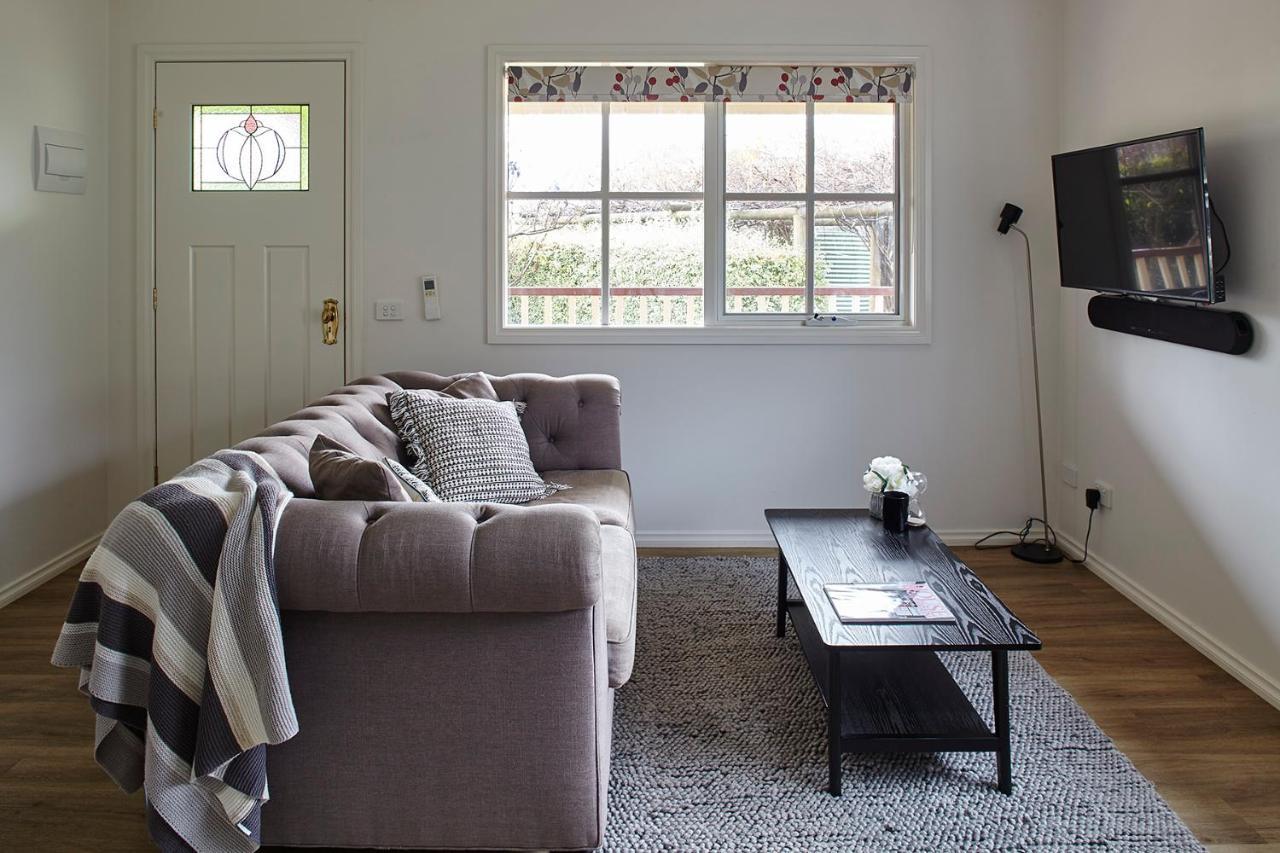 Tiffany'S Cottages Bright Bagian luar foto