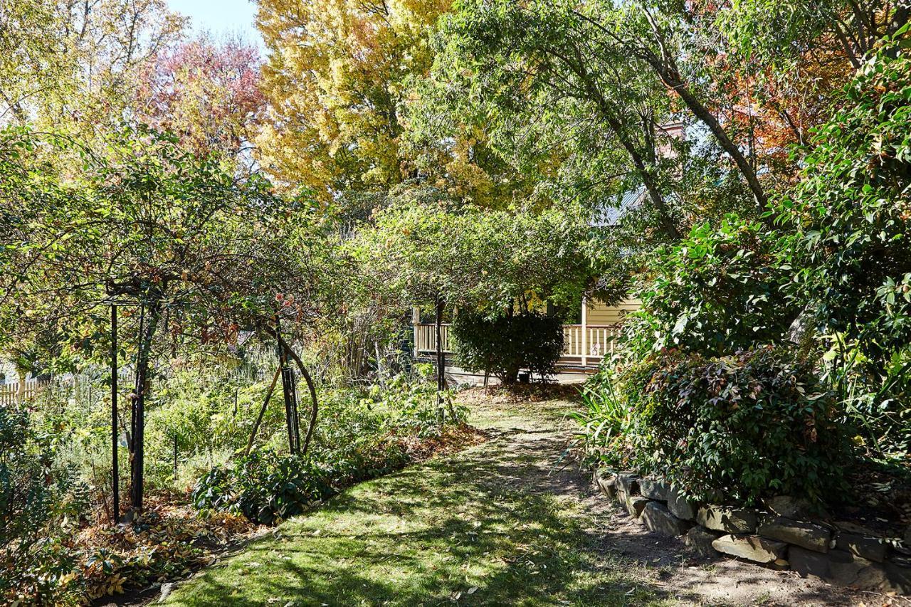 Tiffany'S Cottages Bright Bagian luar foto