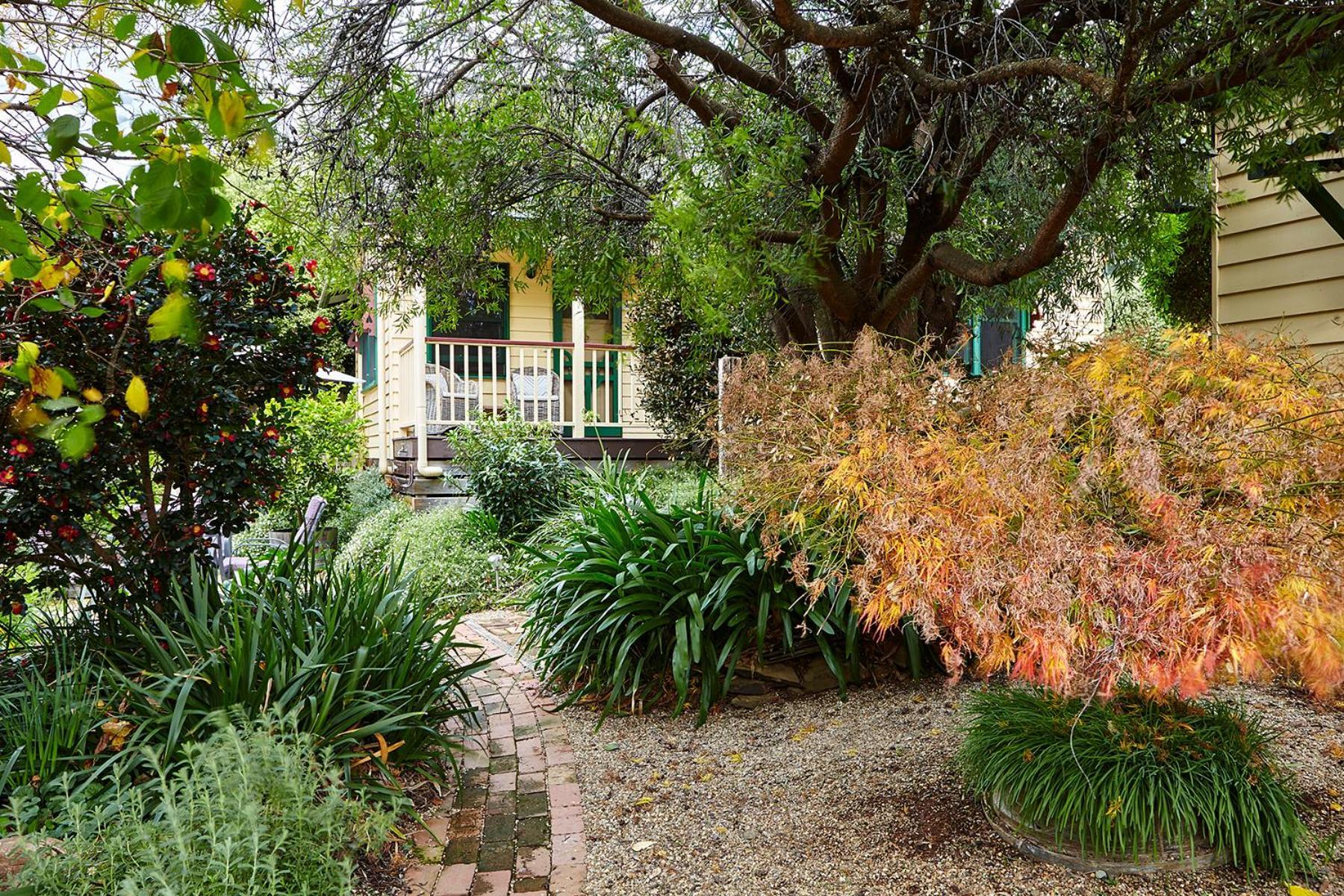 Tiffany'S Cottages Bright Bagian luar foto