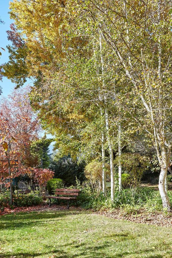 Tiffany'S Cottages Bright Bagian luar foto