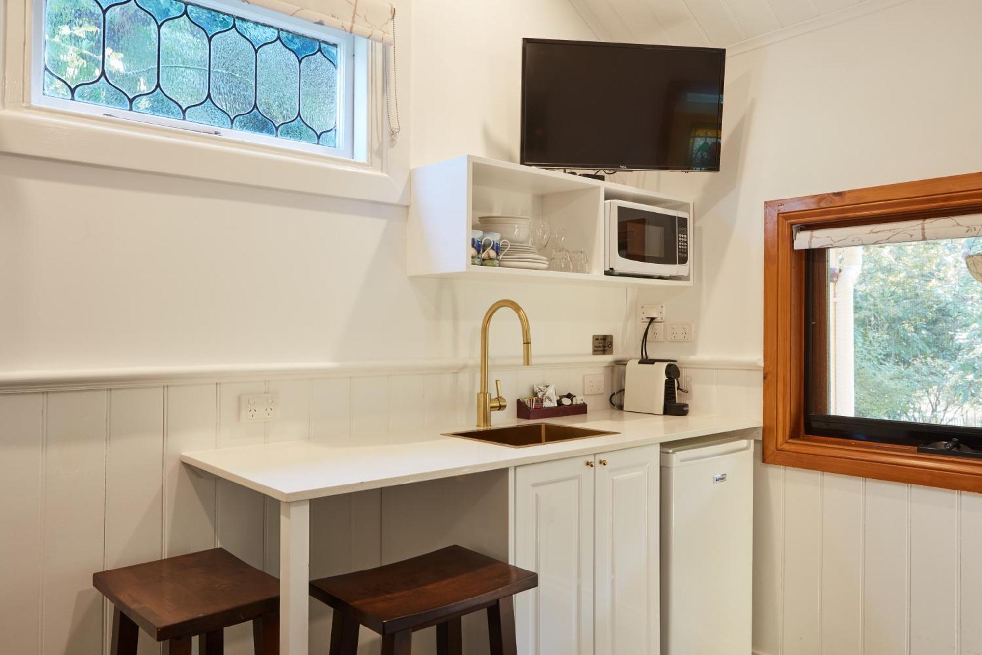 Tiffany'S Cottages Bright Bagian luar foto