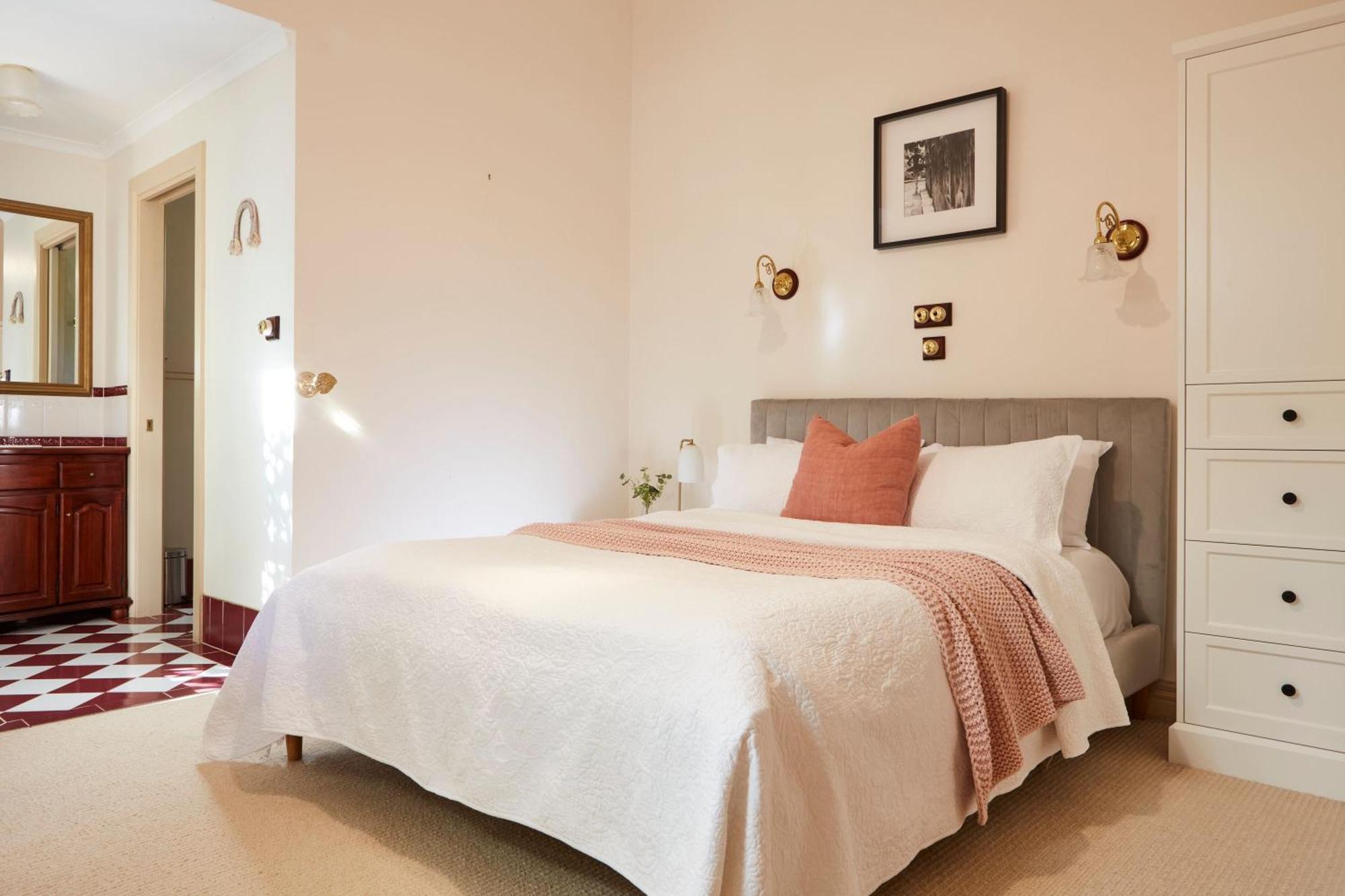 Tiffany'S Cottages Bright Bagian luar foto