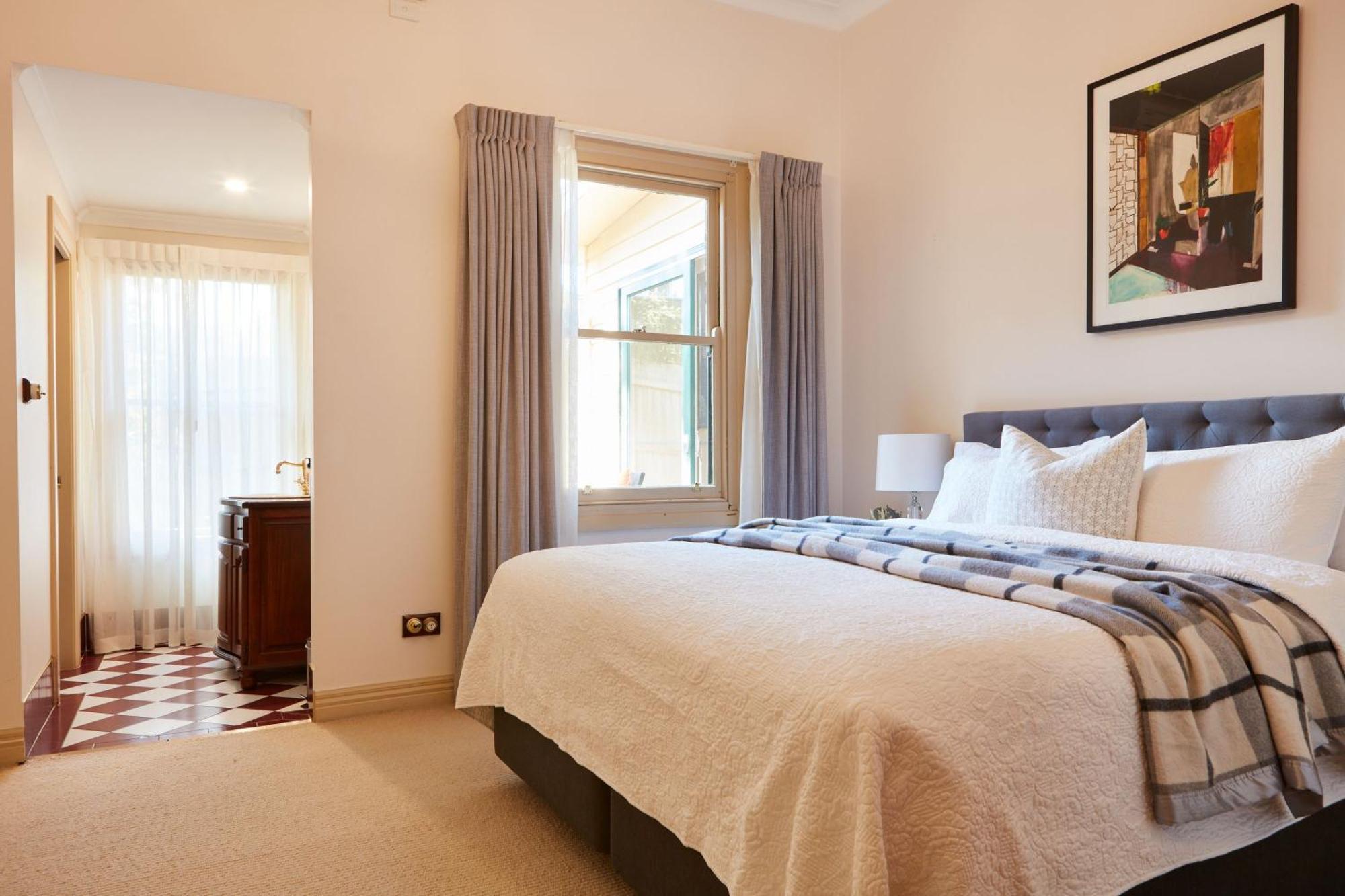 Tiffany'S Cottages Bright Bagian luar foto